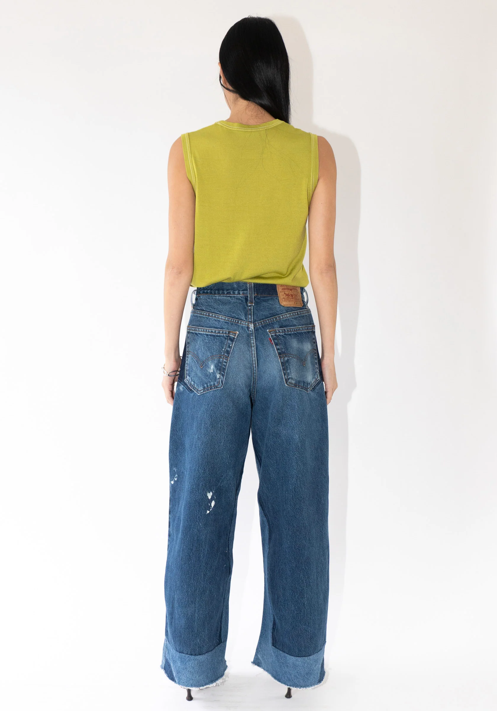 Contrast Stitch Shell Tank in Asparagus - Image 12
