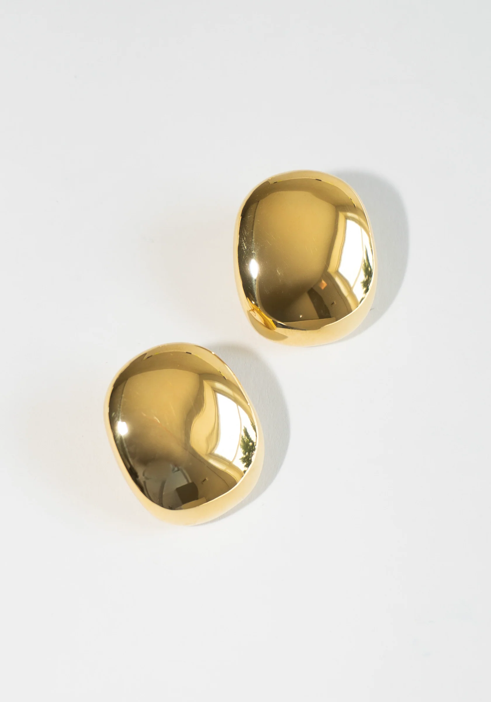 Blowblow Earrings Small in Gold - Image 3