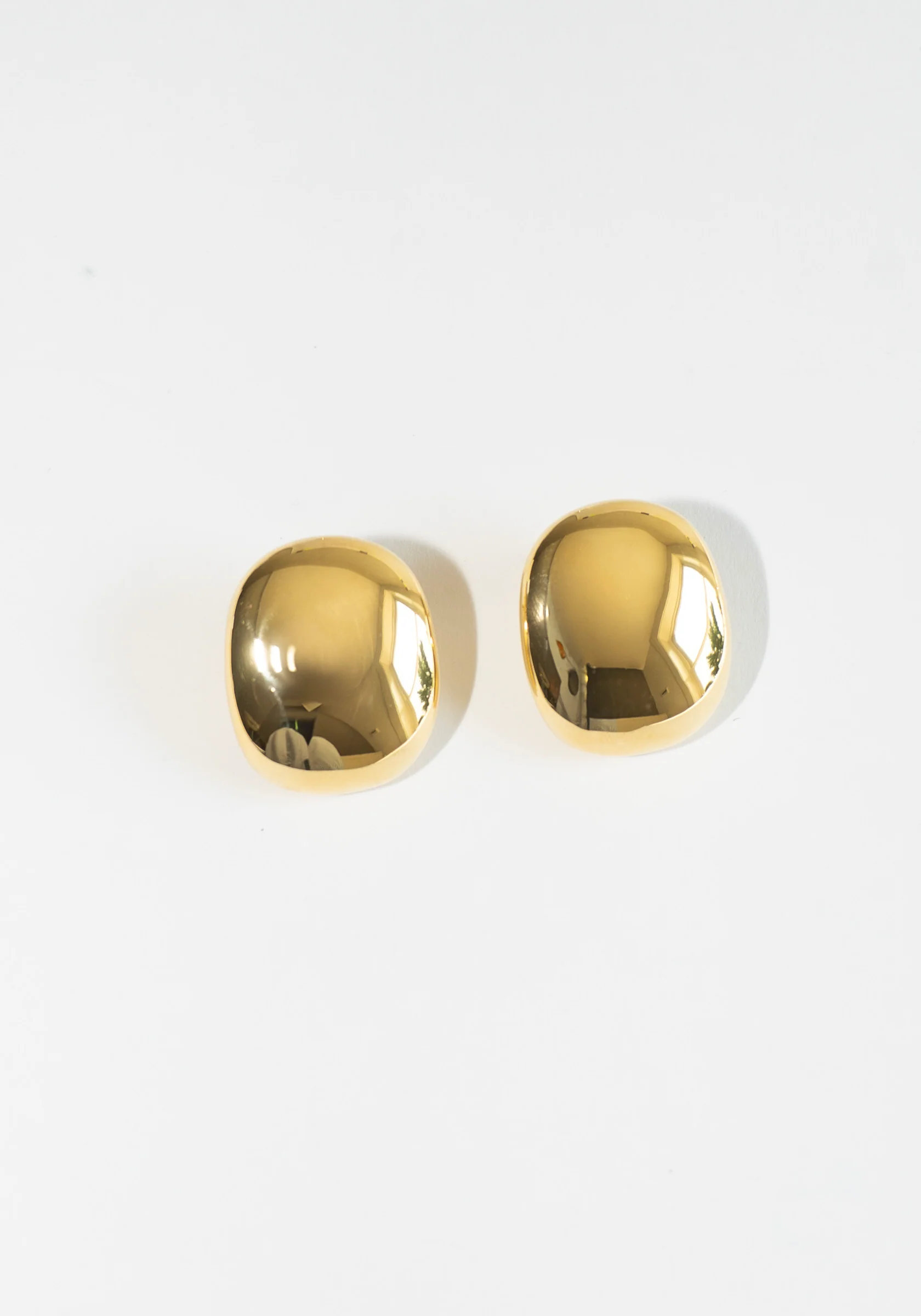 Blowblow Earrings Small in Gold - Image 5