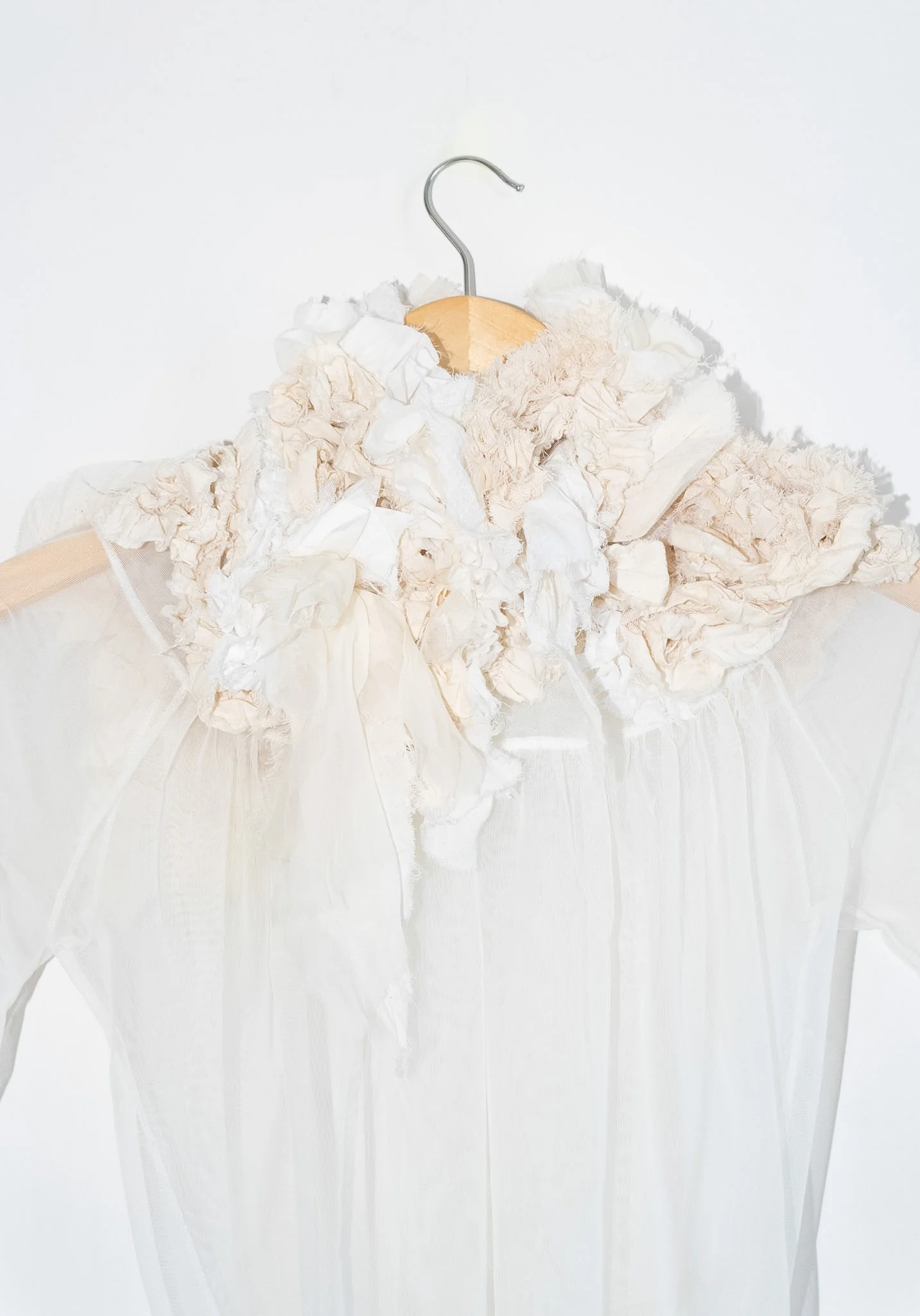 Embroidery Top in Natural White - Image 12