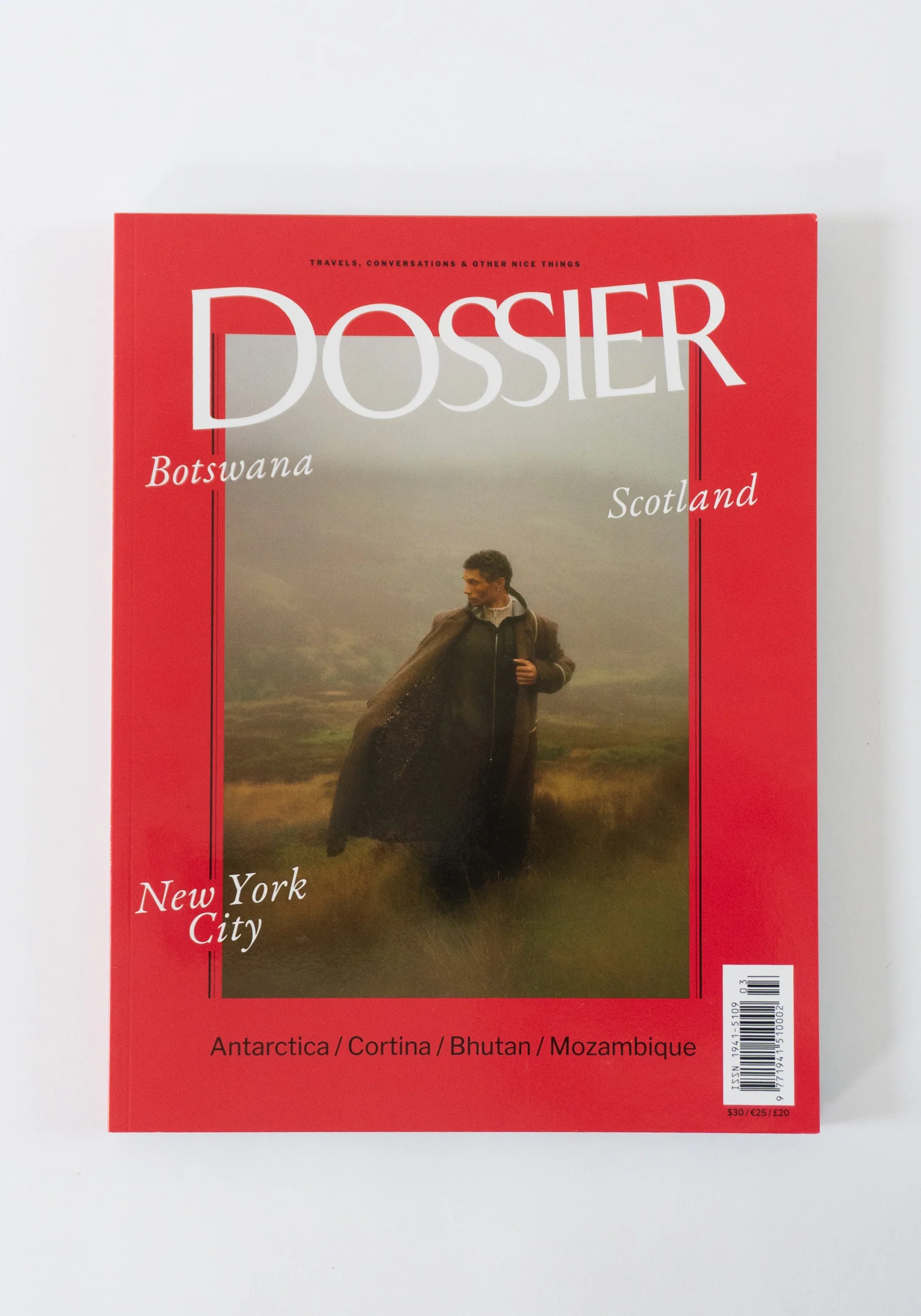 Dossier Magazine - Issue 3