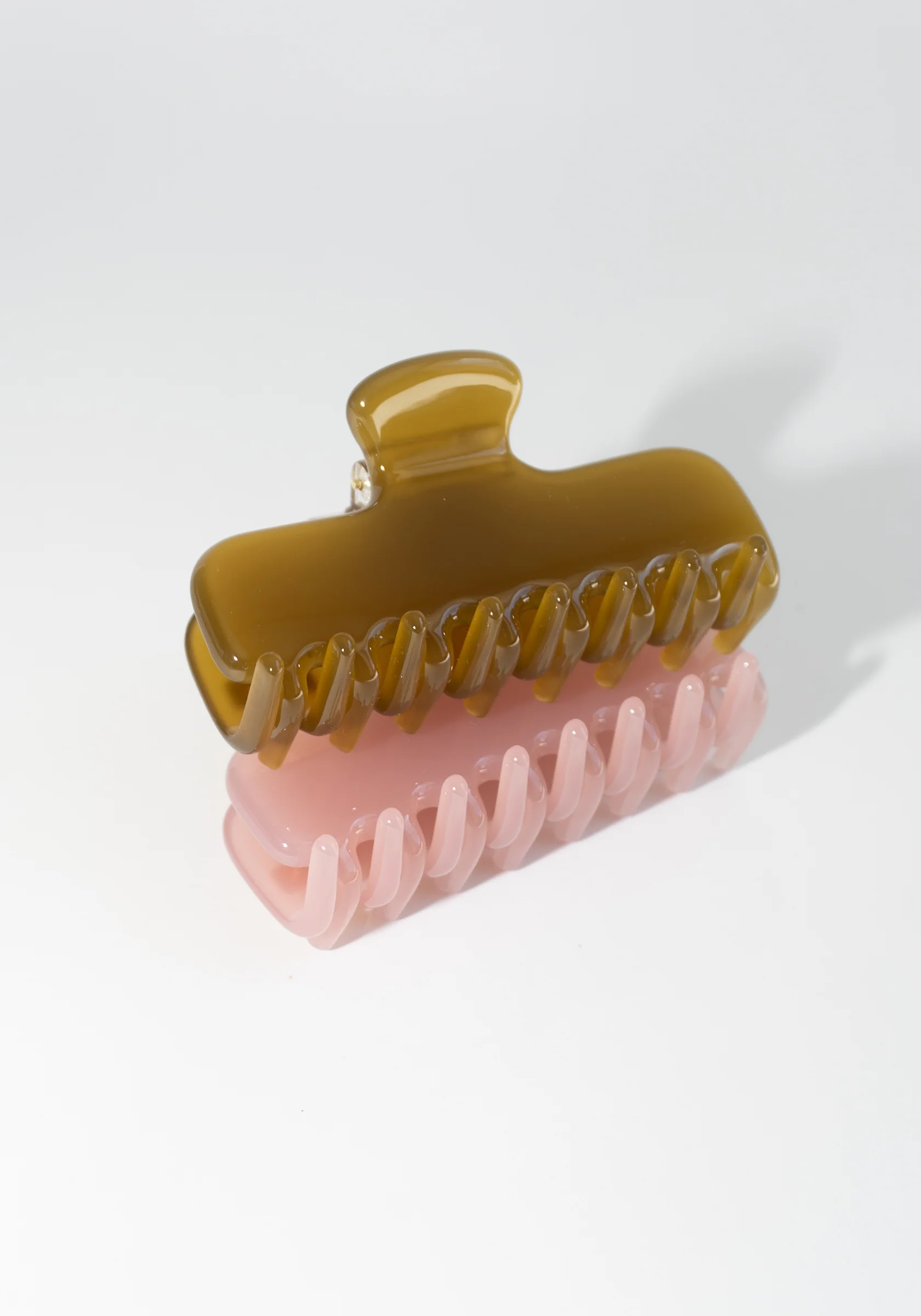 Thick Boba Jaw Clip - Image 10