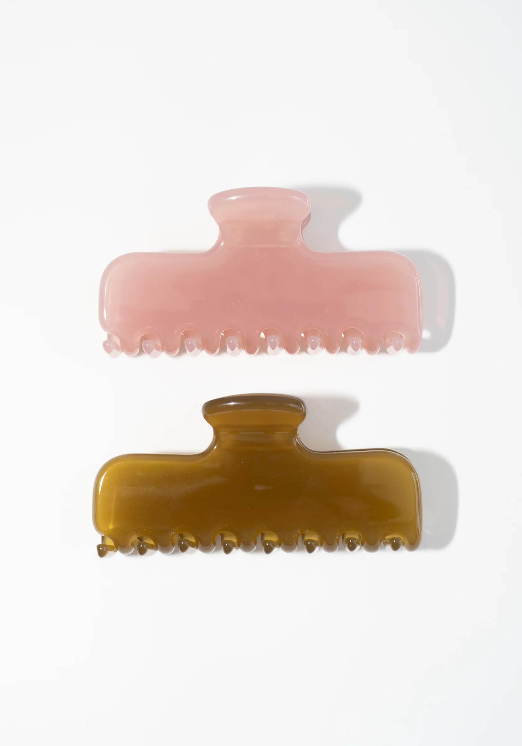 Thick Boba Jaw Clip - Image 2