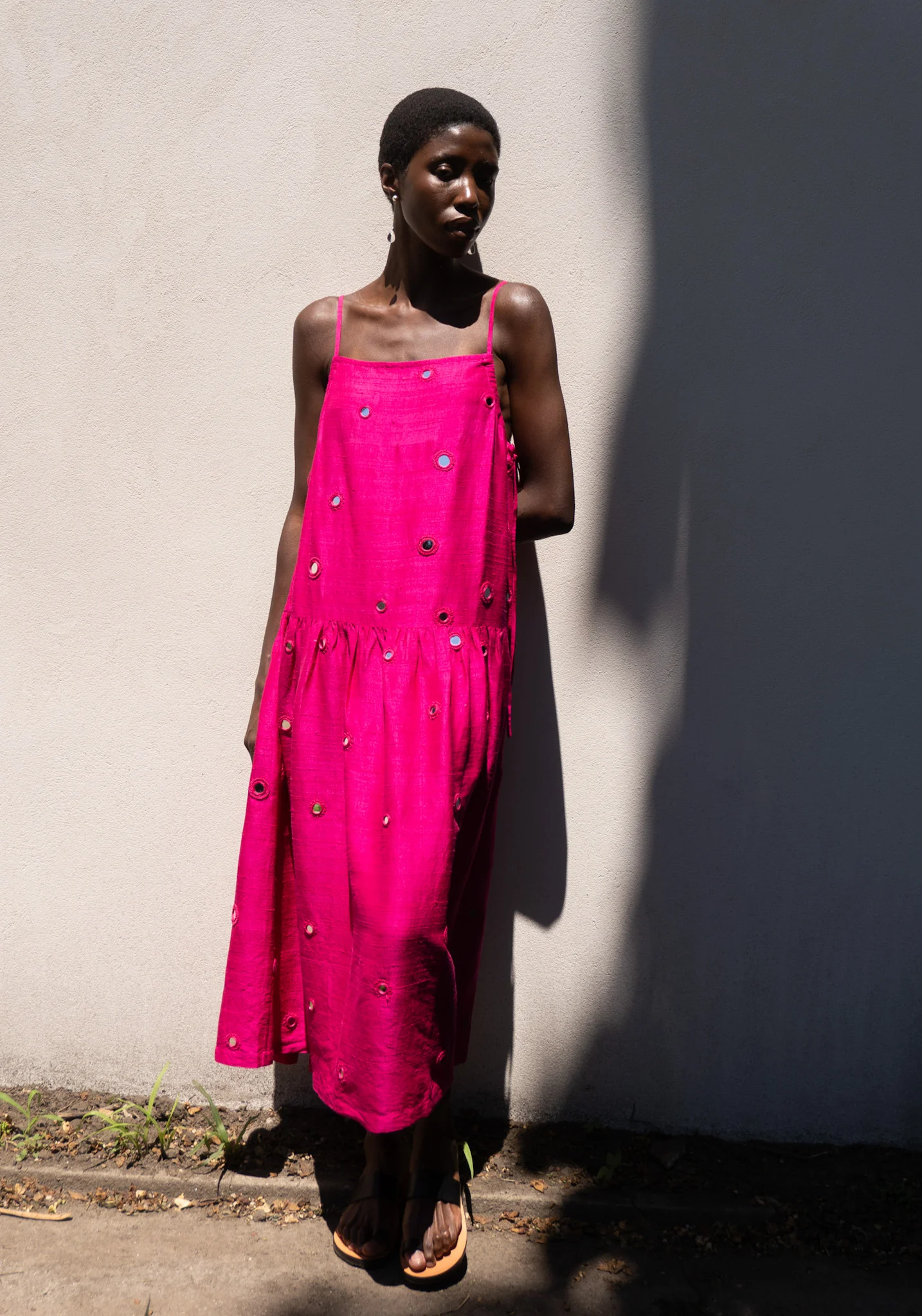 Isha Dress in Fuchsia - Image 5