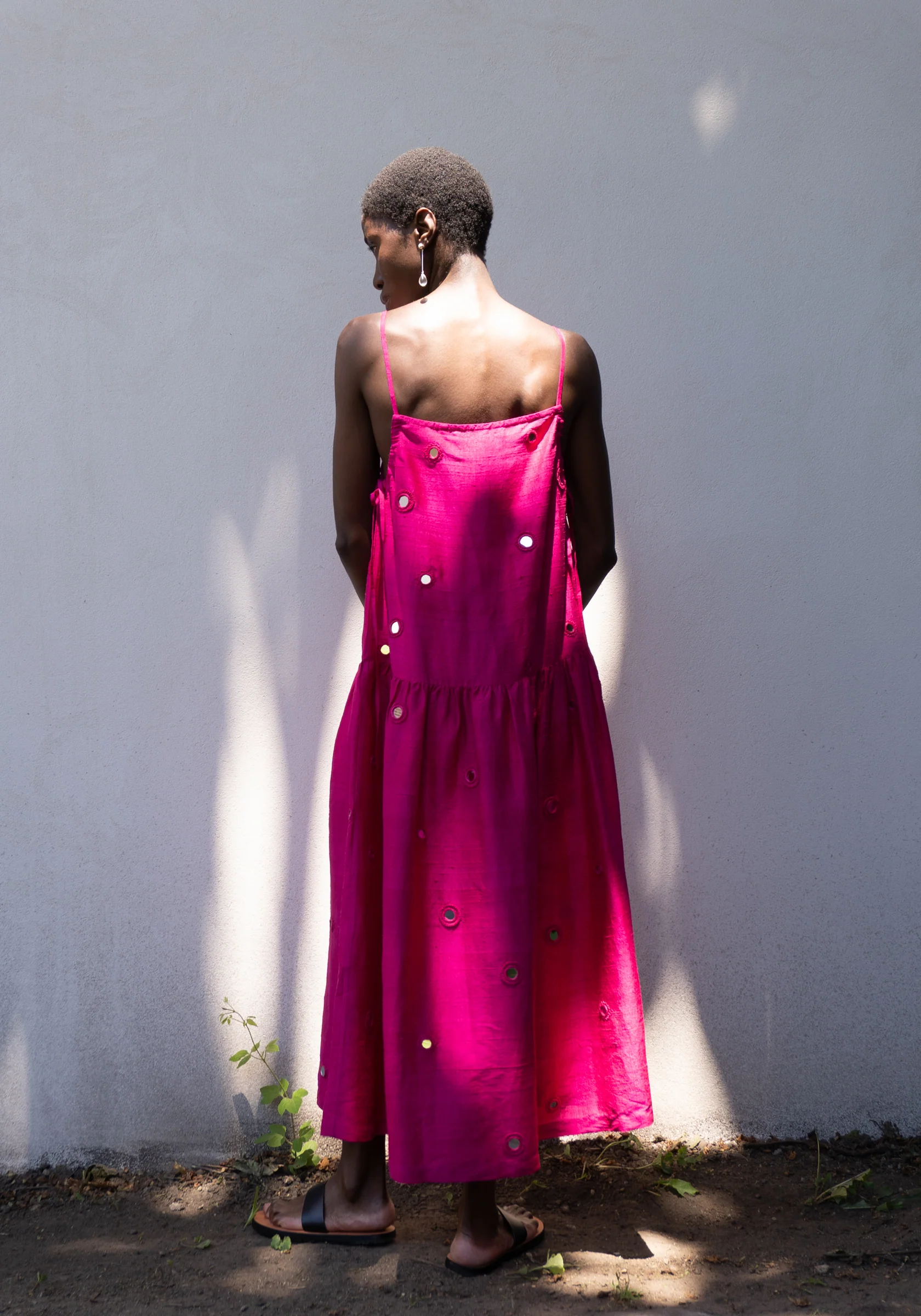 Isha Dress in Fuchsia - Image 7