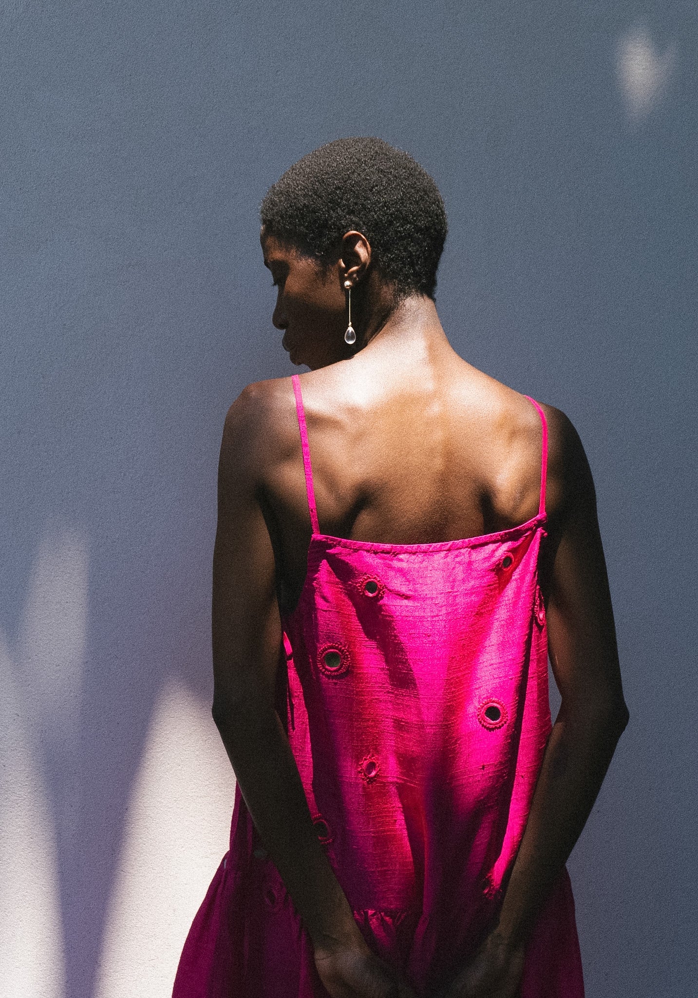Isha Dress in Fuchsia - Image 9
