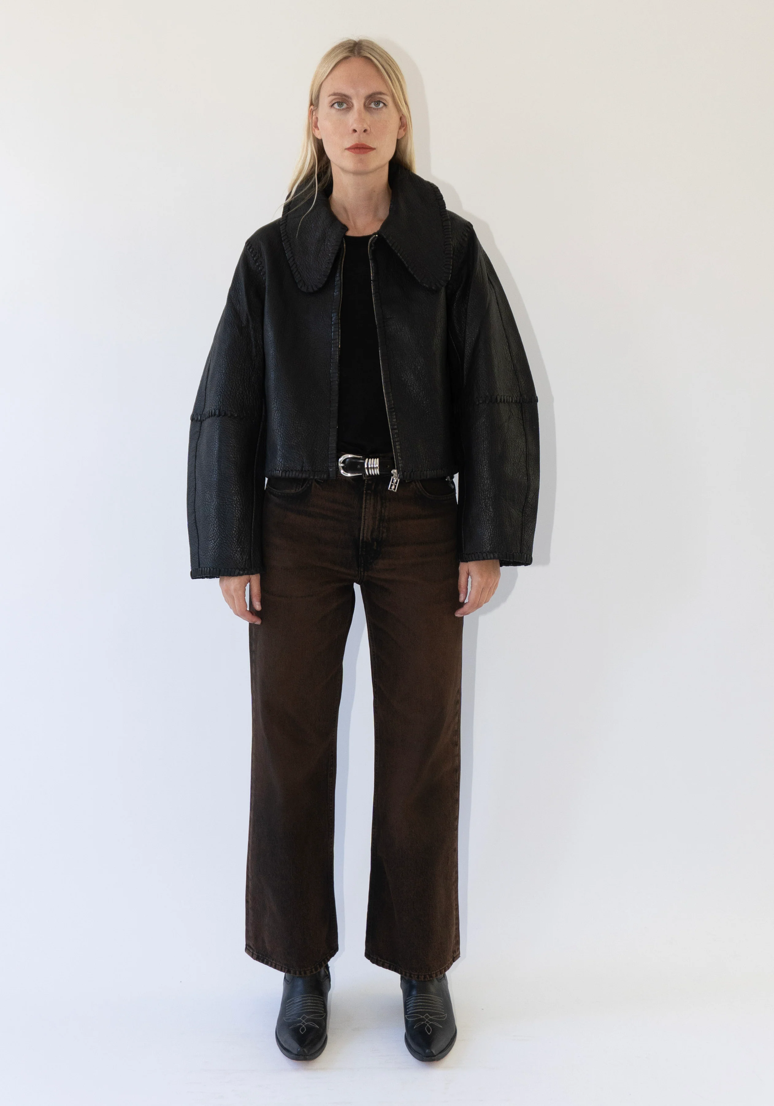 Korea Jean in Brown Black - Image 4