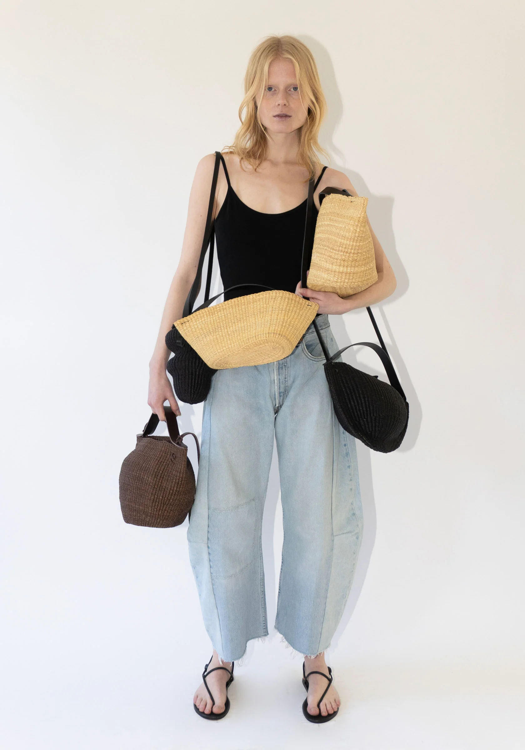 N.34 Small Gousse Bag in Natural - Image 12