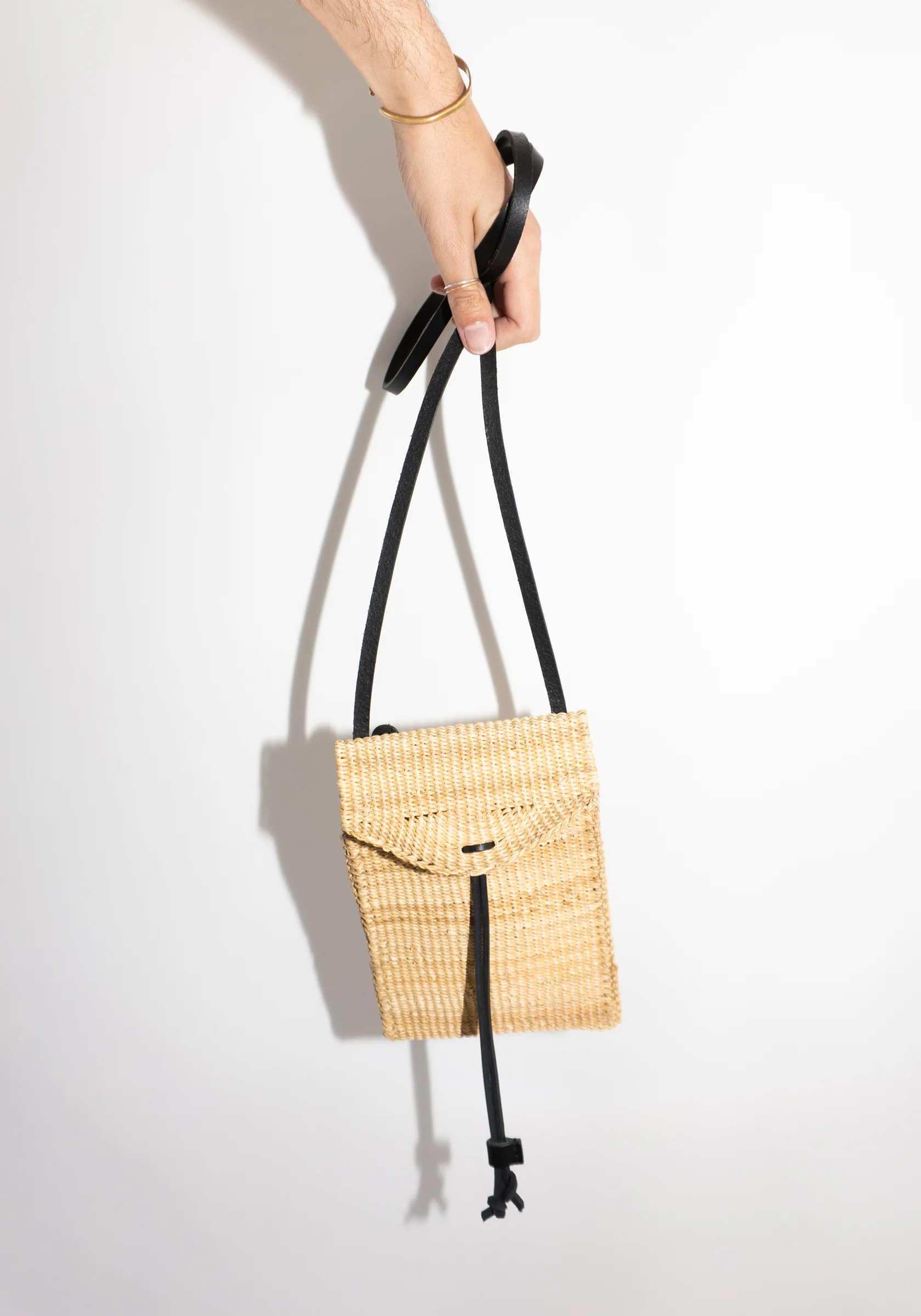 Carta Cross Body Bag in Natural and Black - Image 3
