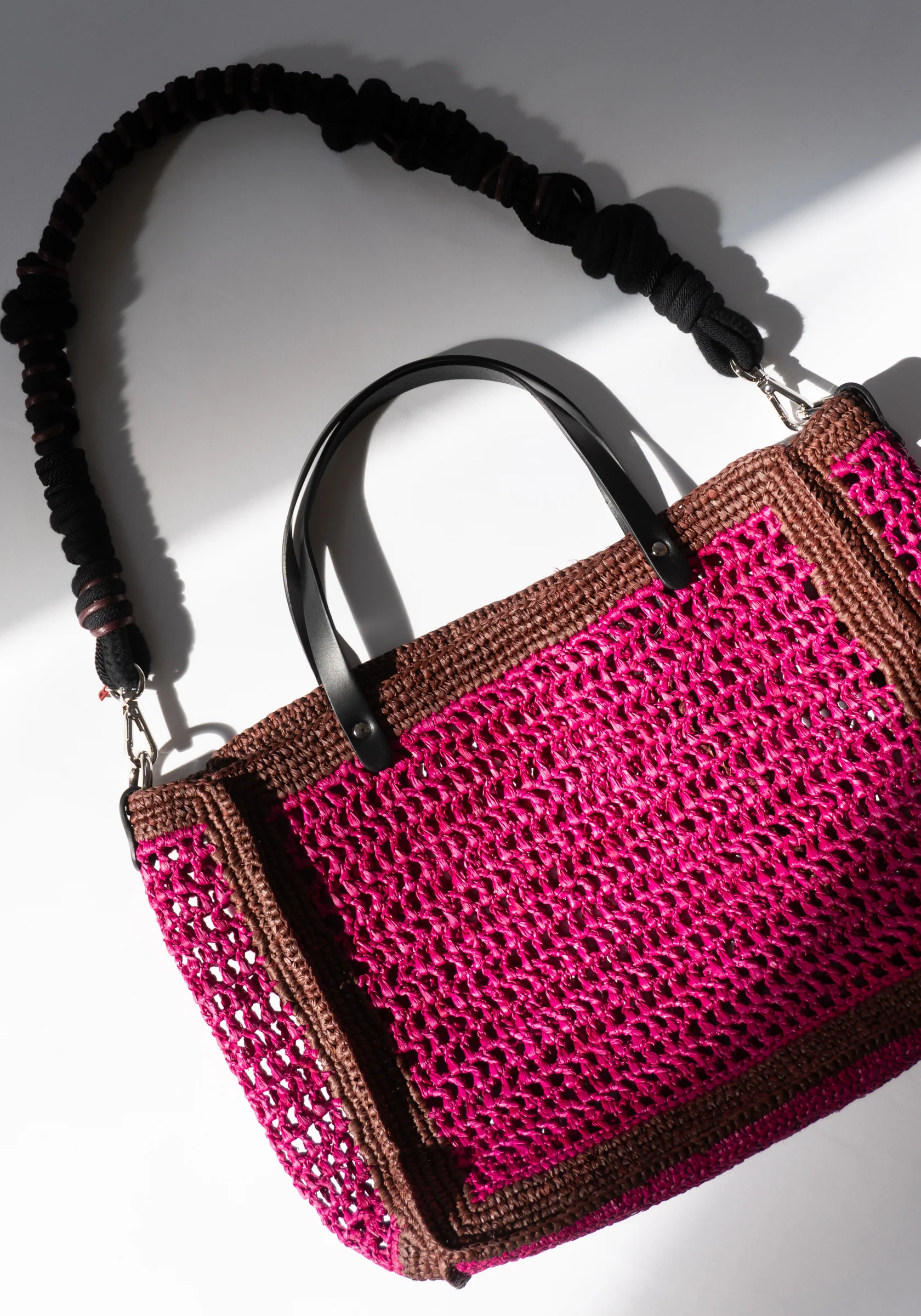 Cabas Small Bag in Fuchsia and Marron with Samba Strap - Image 2