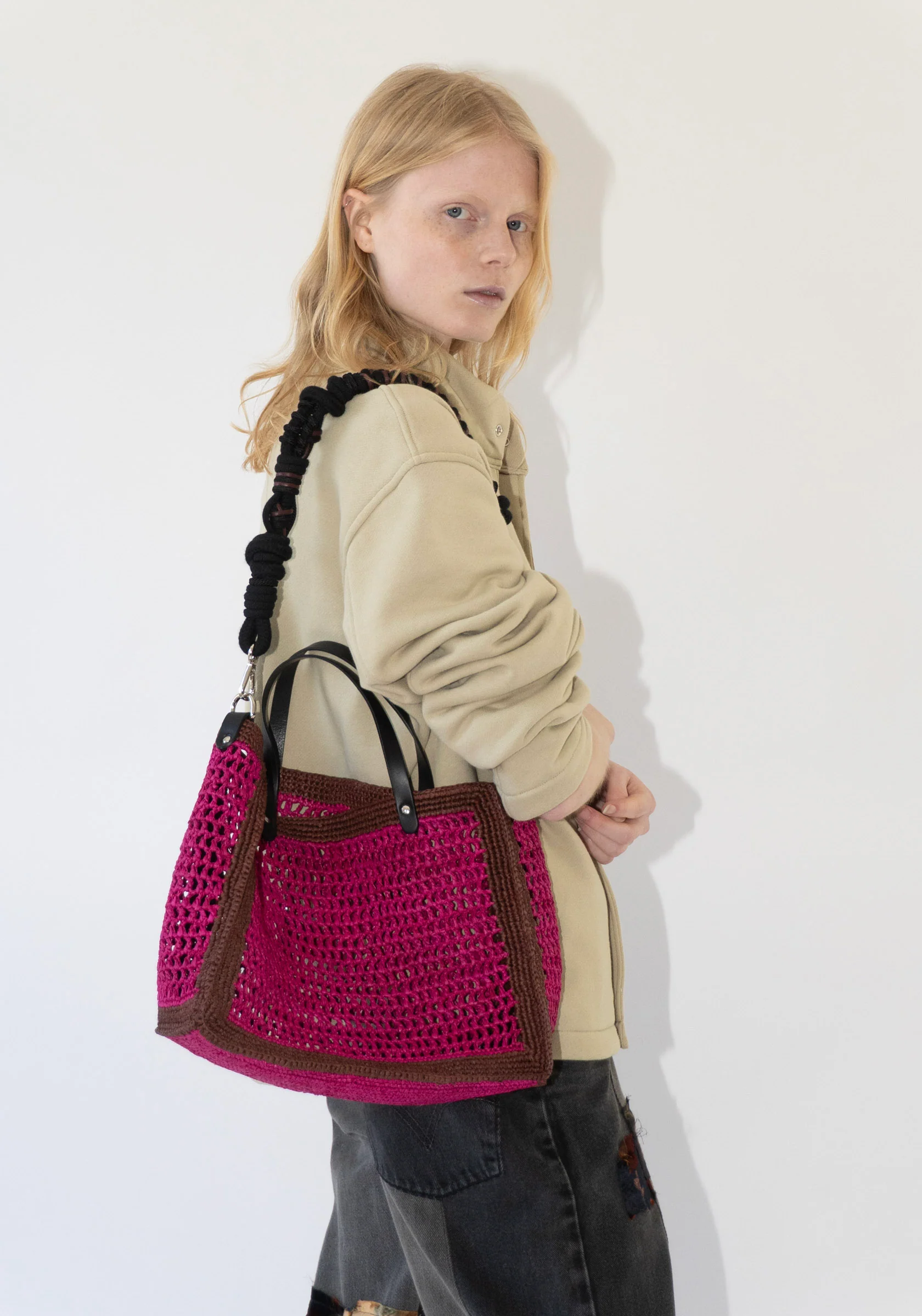 Cabas Small Bag in Fuchsia and Marron with Samba Strap - Image 4