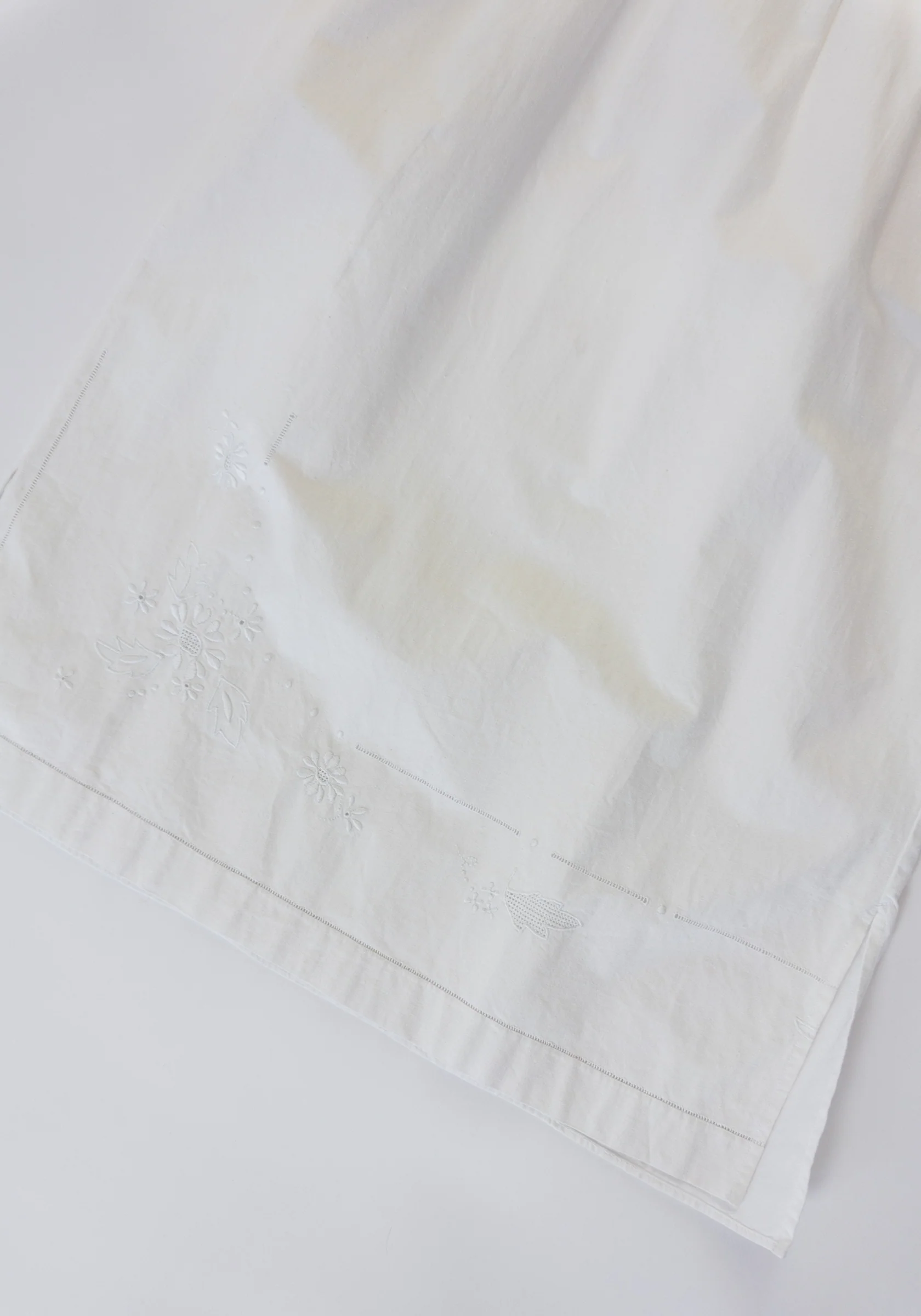 Ibira Dress in White No.5 - Image 6
