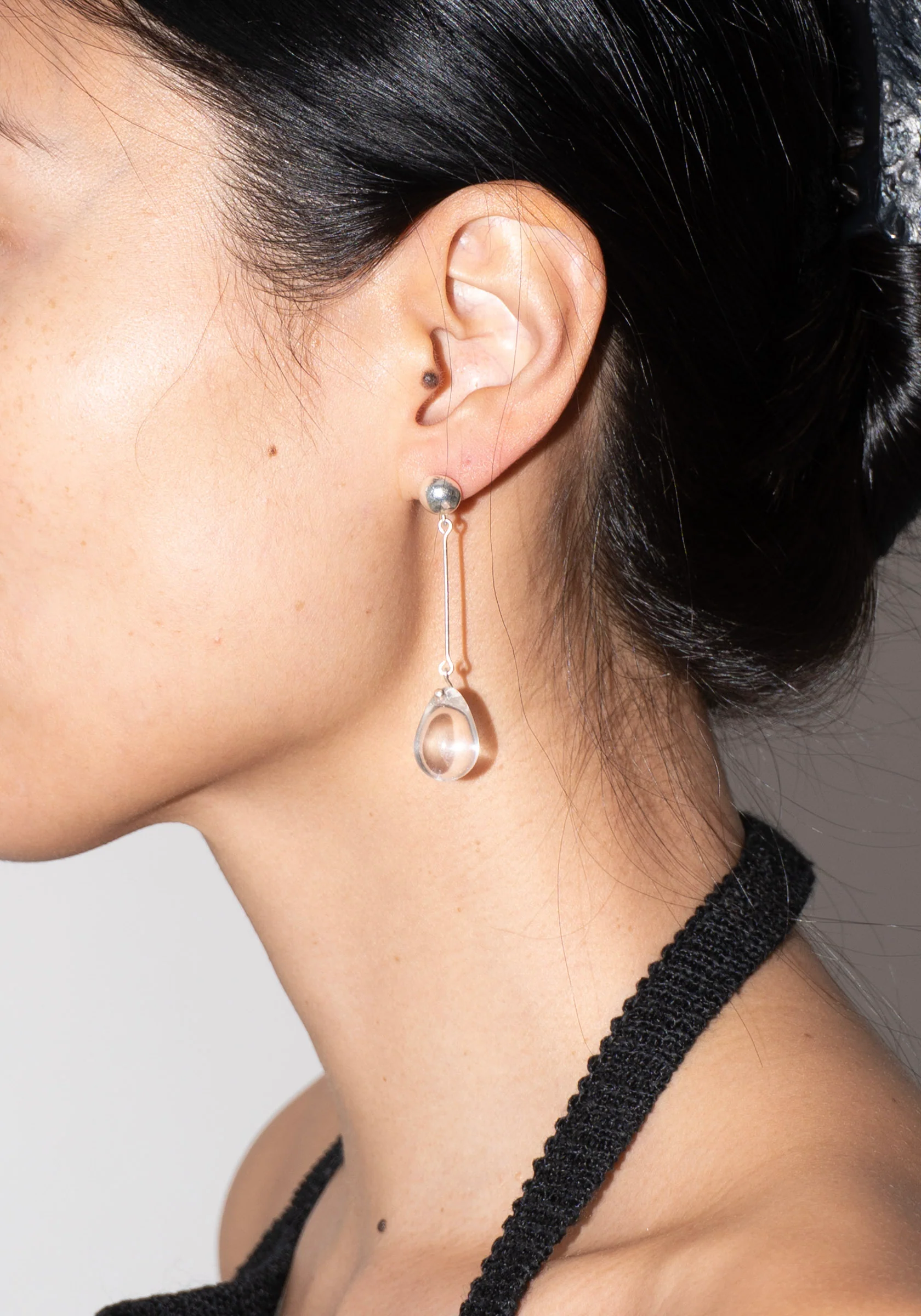 Long Gota Earrings in Clear - Image 2