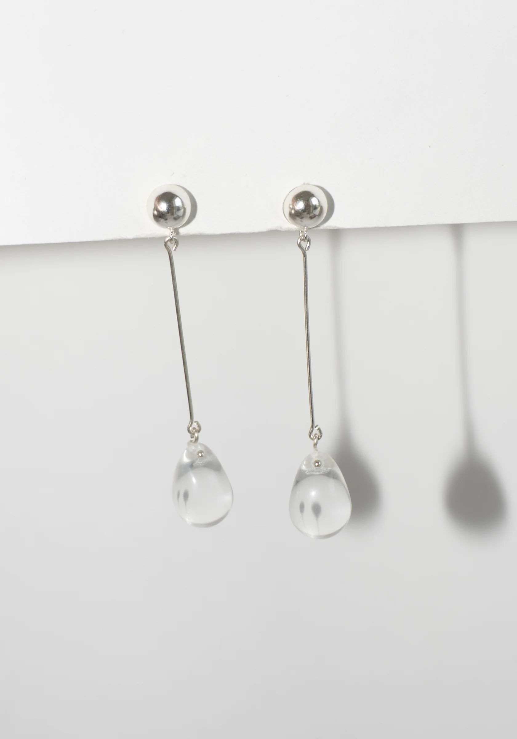Long Gota Earrings in Clear - Image 3