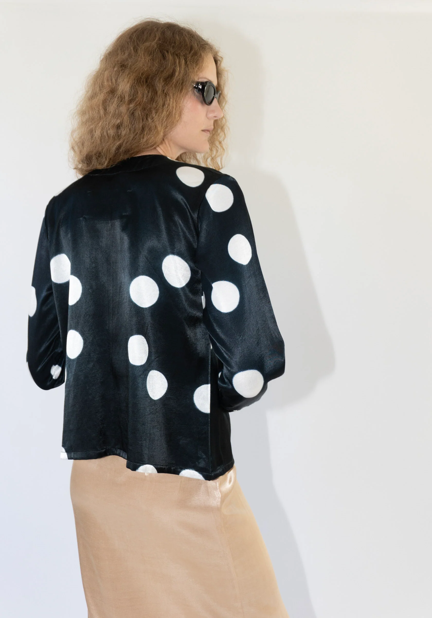 Beaded Fringe Moon Dye Cardigan in Black - Image 4