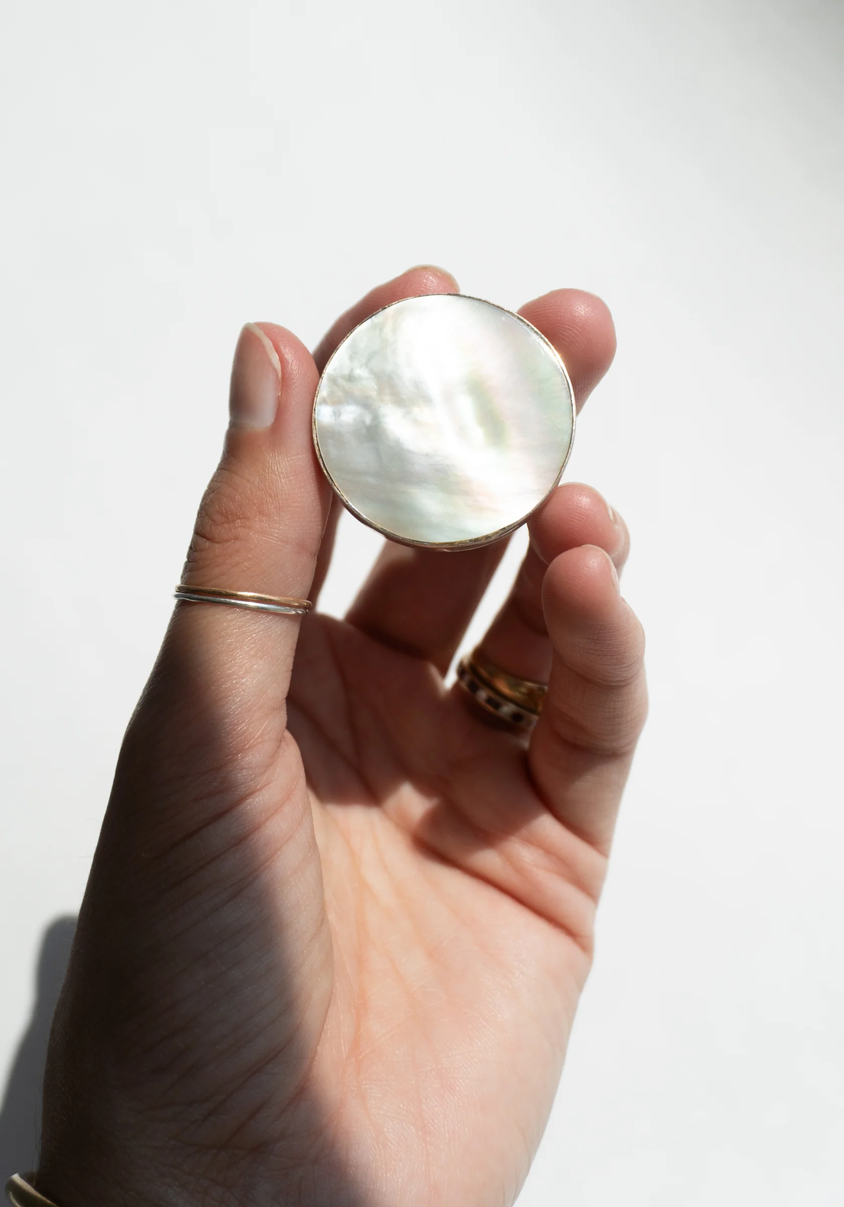 Vintage Round Sterling Mother of Pearl Inlay Pendant - Image 2